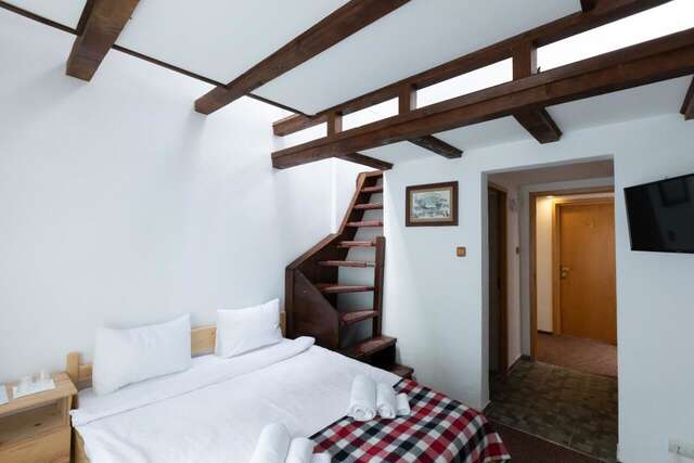 Отель Club Rossignol Брашов-24