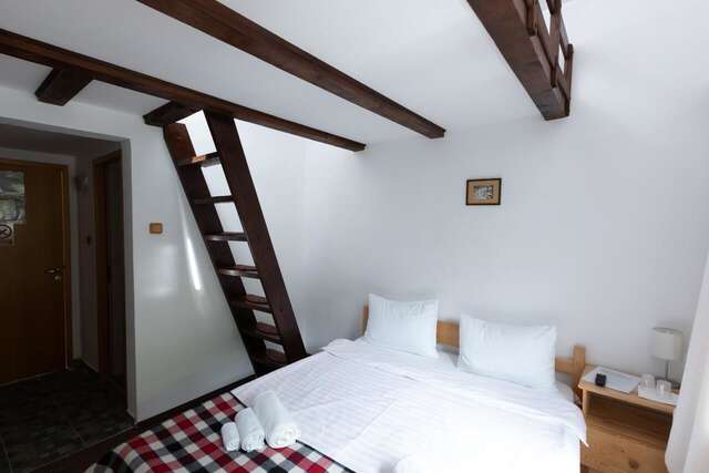 Отель Club Rossignol Брашов-11